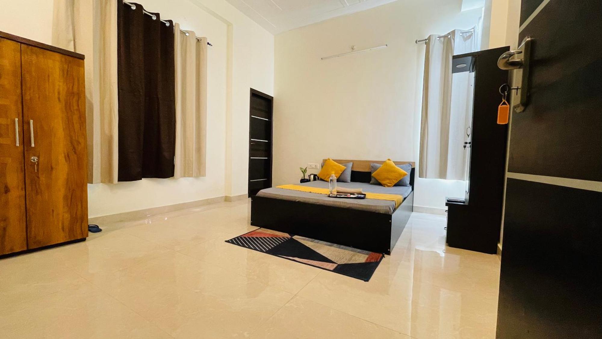 Atulyam Stays Sushant Golf City ラクナウ エクステリア 写真