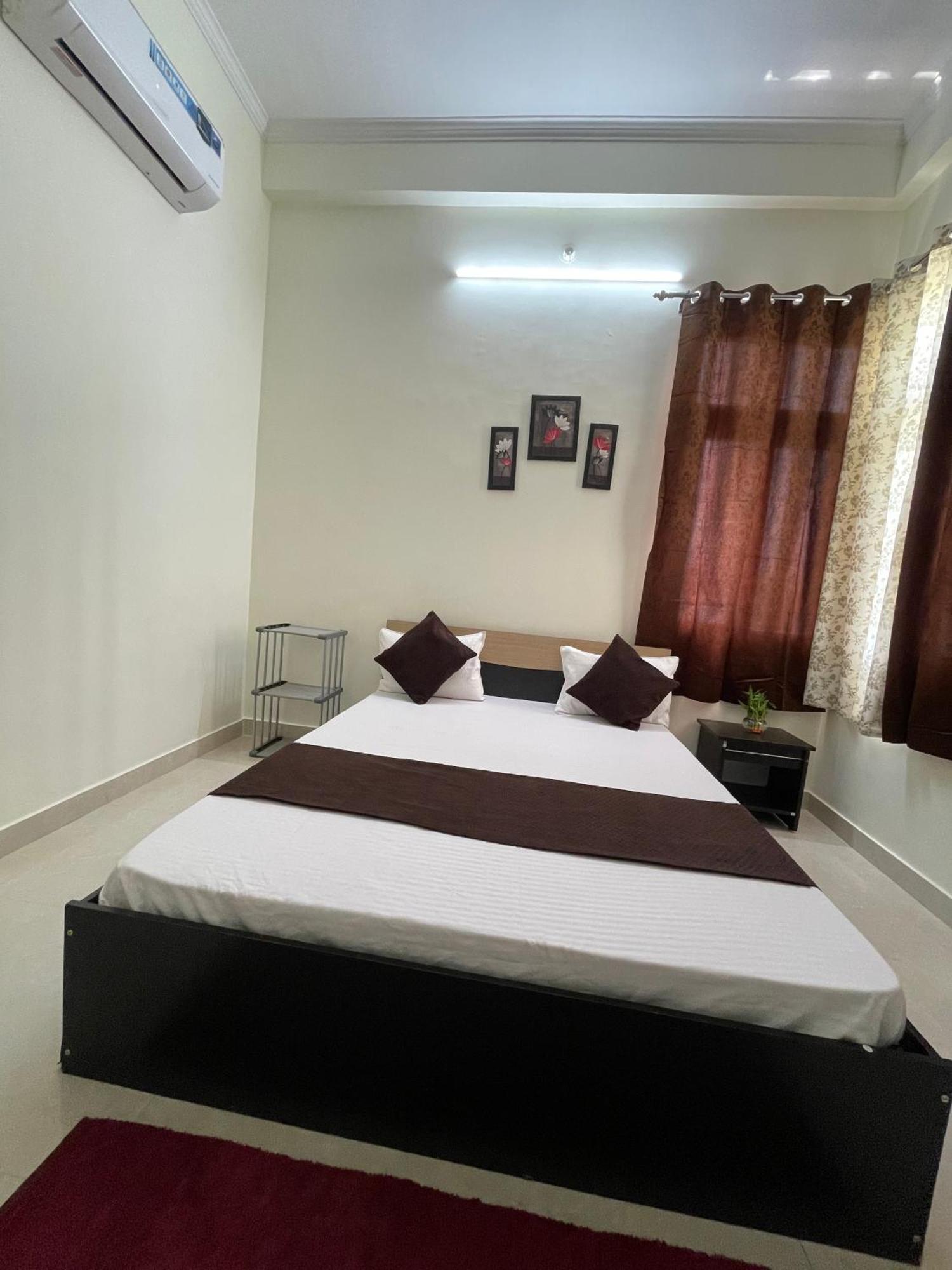 Atulyam Stays Sushant Golf City ラクナウ エクステリア 写真