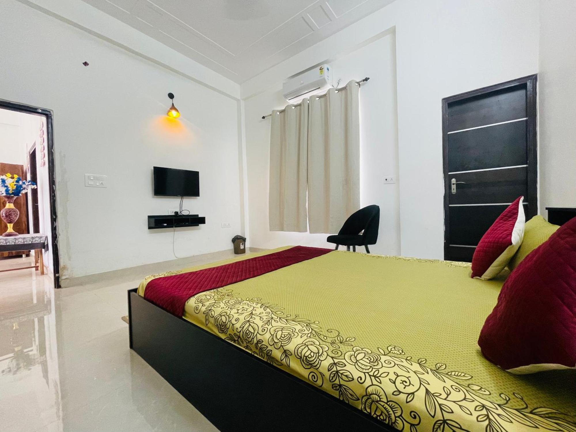 Atulyam Stays Sushant Golf City ラクナウ エクステリア 写真