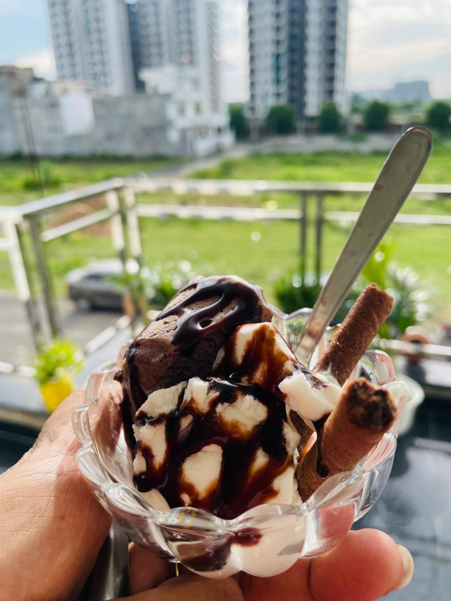 Atulyam Stays Sushant Golf City ラクナウ エクステリア 写真
