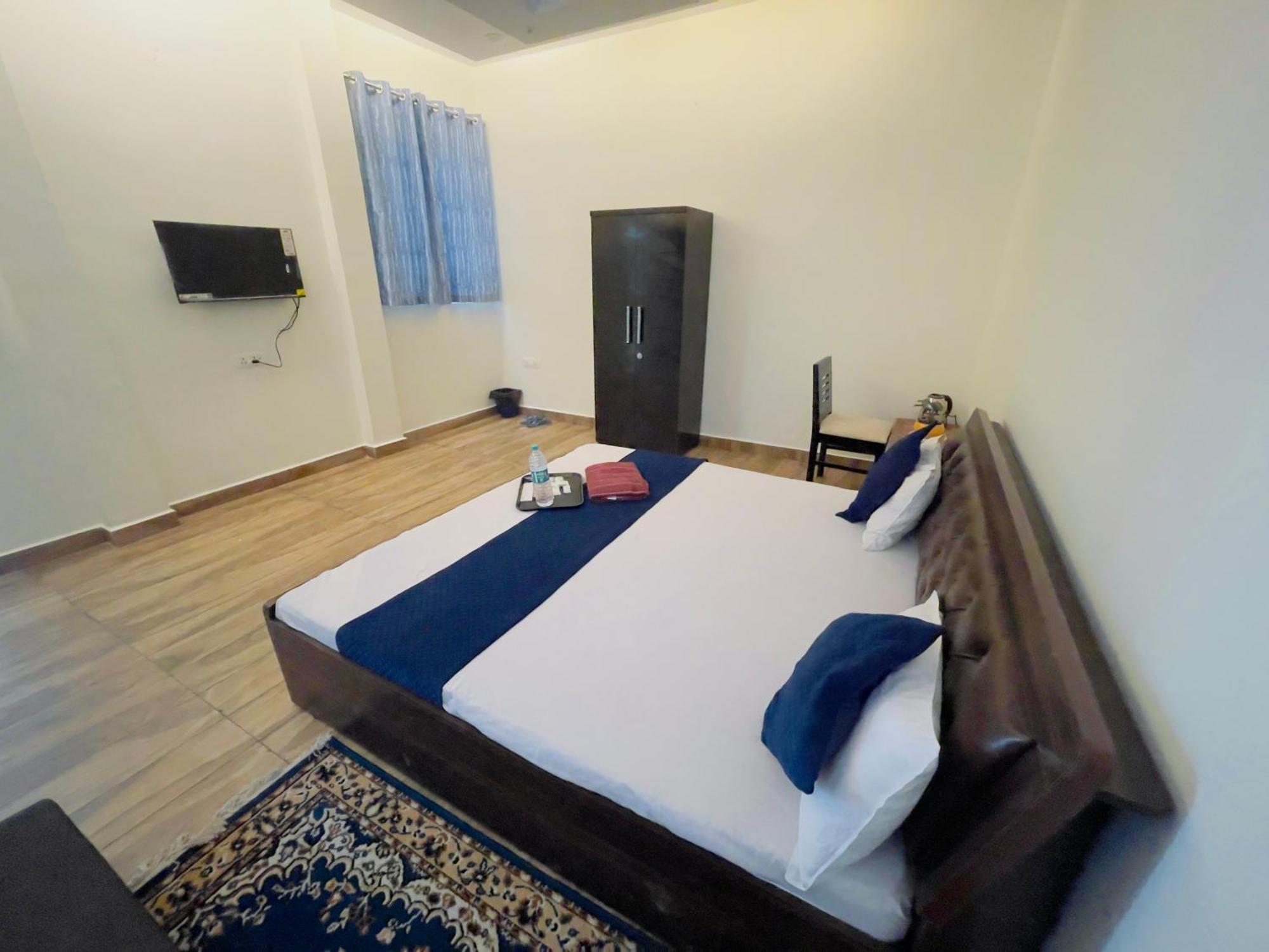 Atulyam Stays Sushant Golf City ラクナウ エクステリア 写真