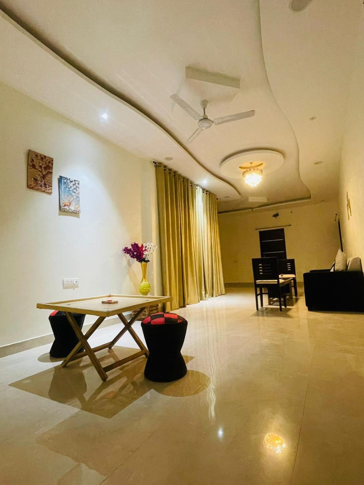 Atulyam Stays Sushant Golf City ラクナウ エクステリア 写真