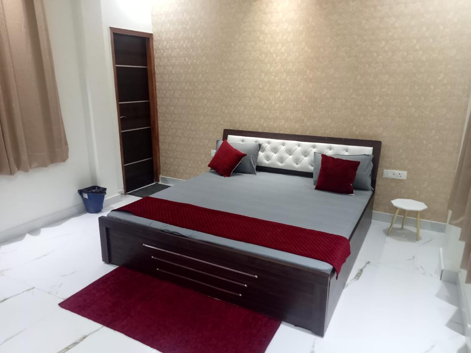 Atulyam Stays Sushant Golf City ラクナウ エクステリア 写真
