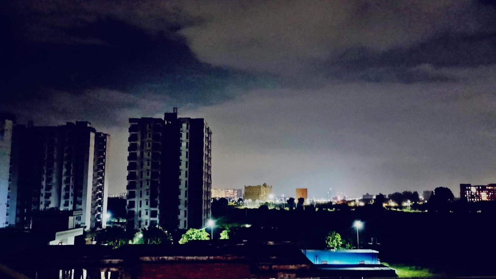 Atulyam Stays Sushant Golf City ラクナウ エクステリア 写真